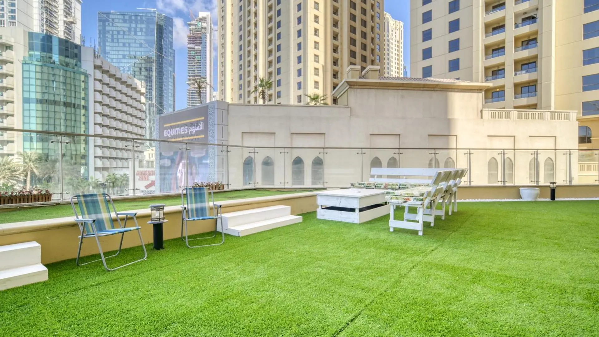 New! Sea View Luxurious 4 Bedroom Duplex Dubaj Apartament